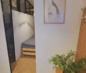 🌿 Vaulted Charm & Fully Equipped: 34 m², 2-Room Apartment in Niklas... - Photo 1