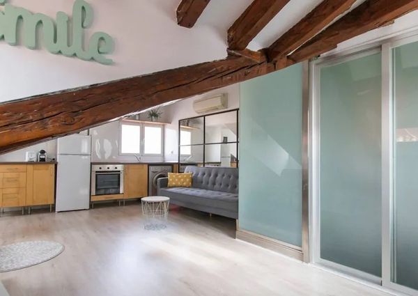 Calle del Escorial, Madrid, Community of Madrid 28004