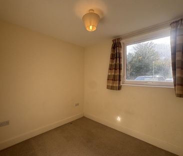 Coxhill Way - Photo 2