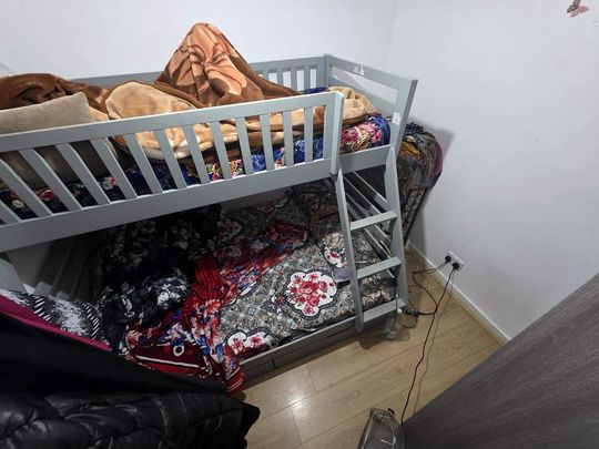 4 bedroom semi-detached house to rent - Photo 1