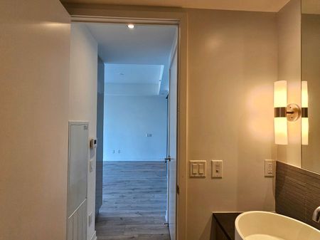 For Lease - 161 Roehampton Avenue Unit# 1502, Toronto, Ontario - Photo 3