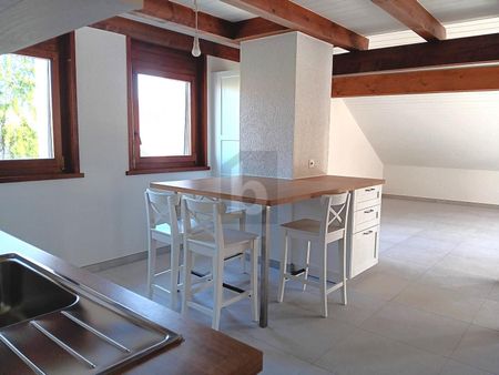 CHARMANT ET RÉNOVÉ - Photo 2