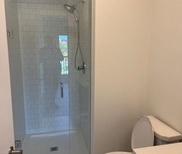 For Lease - 120 Matawin Lane, Richmond Hill, Ontario - Photo 4