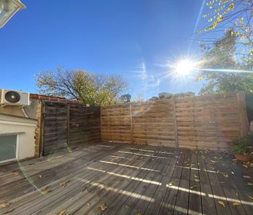 Location Appartement 2 pièces 51m² MARSEILLE 13ème - Photo 3