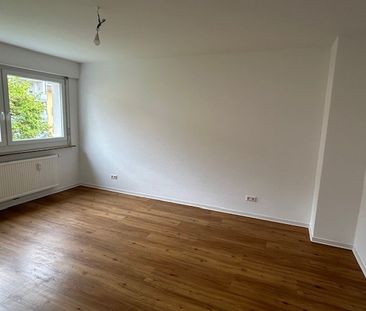 Einladende 3-Zimmer Wohnung mit Balkon! - OHNE Stellplatz - Photo 1