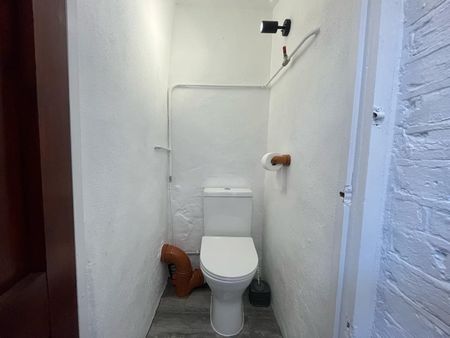 Studio Flat, Garratt Lane, SW17 - Photo 5