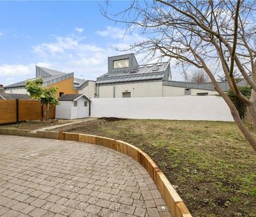 244 Foxrock Grove Kill Lane Dublin 18 - Photo 2