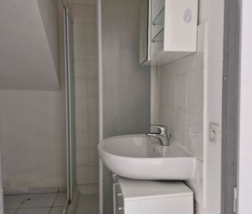 Location Appartement 1 pièce 16m² - Photo 4