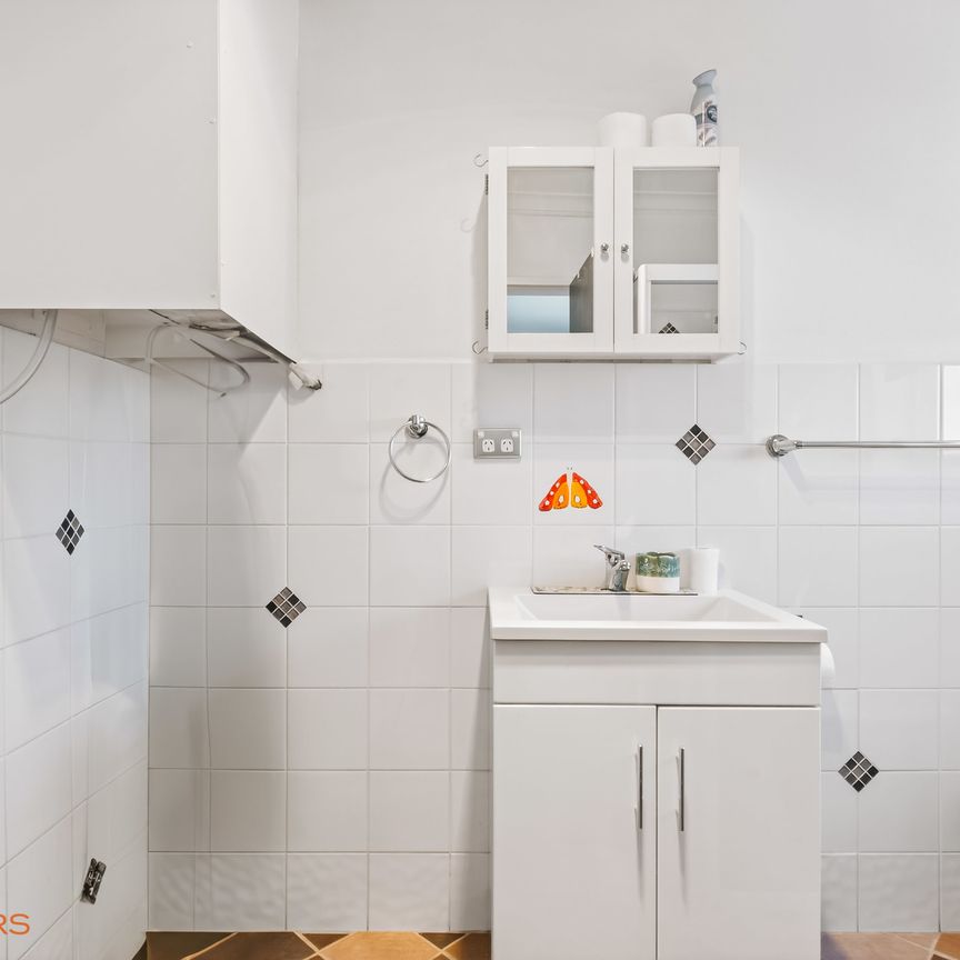 9/8 Davison Street, Crestwood NSW 2620 - Apartment For Rent | Domain - Photo 1