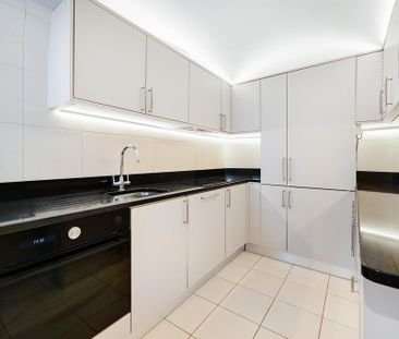 2 bedroom flat to rent - Photo 6