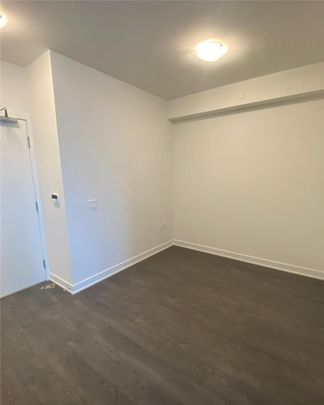 For Lease - 4677 Glen Erin Drive Unit# 410, Mississauga, Ontario - Photo 1