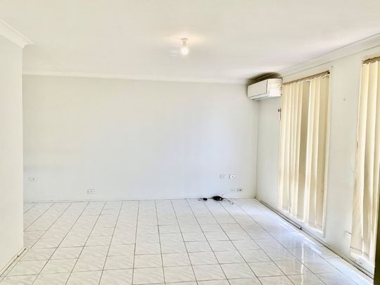 Charming Brick Veneer House - Photo 1