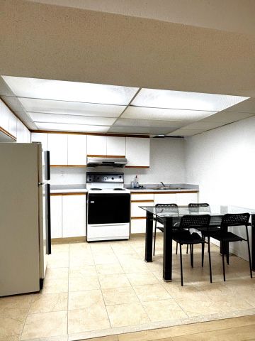 For Lease - 684 Savoy Crescent Unit# Basement, Mississauga, Ontario - Photo 2