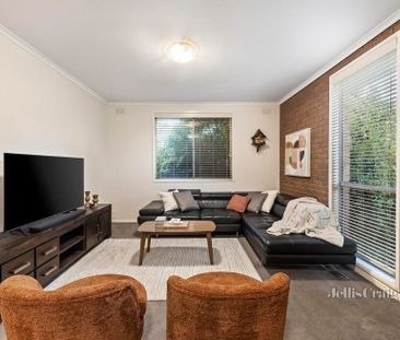 5 Smithdene Avenue, Ringwood East - Photo 1