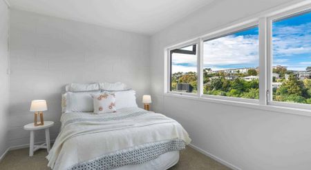 Stylish & Low-Maintenance Living in Remuera - Photo 3