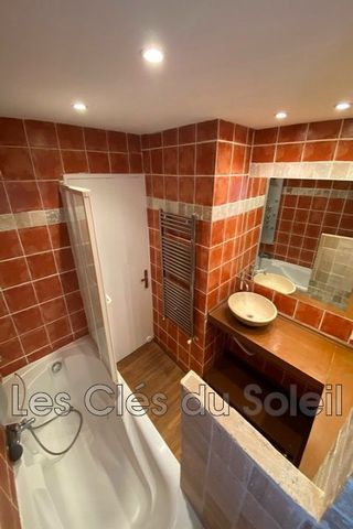 Location Appartement 3 pièces 69m² LA VALETTE DU VAR 83160 - Photo 4