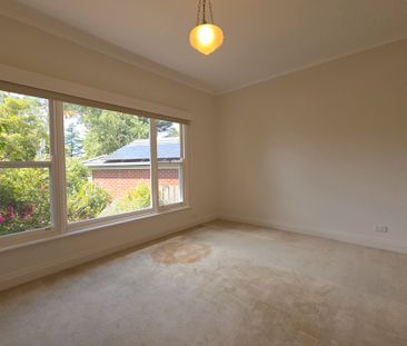 30 Grove St , VERMONT - Photo 1