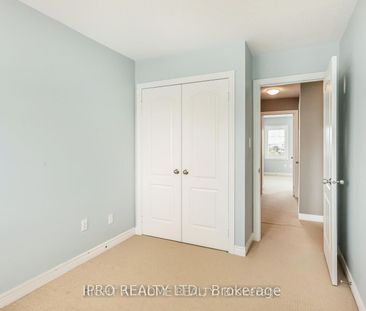 For Lease - 5725 Tosca Drive Unit# 2, Mississauga, Ontario - Photo 2