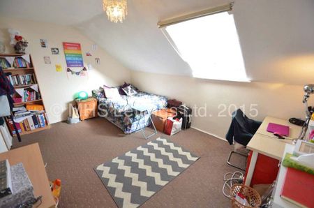 5 Bedroom Mid Terraced House for rent in Norwood Terrace - Photo 4