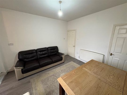 Abbott Street, Doncaster - Photo 1