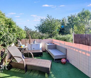 2 bedroom semi-detached house to rent - Photo 6