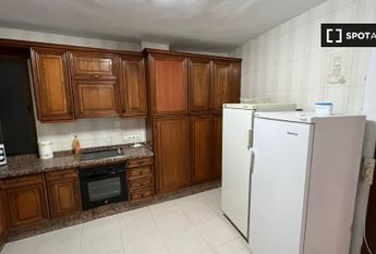 granada, Andalusia 18002