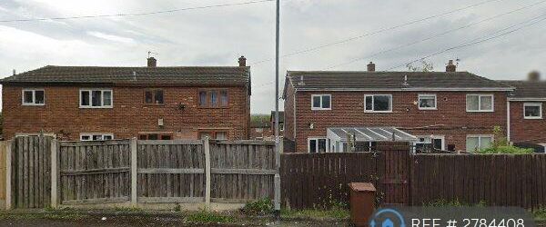 3 bedroom end of terrace house to rent - Photo 1