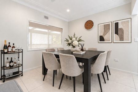 Modern Single-Level Living in a Peaceful Cul-De-Sac - Photo 2