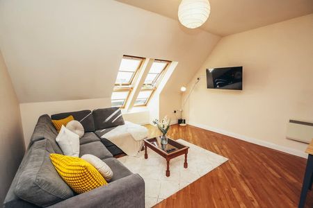 Brook Street - Photo 2