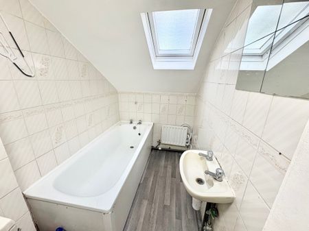 Weston Lane, Southampton - Photo 4