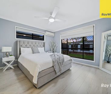 Stylish & Spacious Family Home in Sought-After Kuraby With Solar - Photo 5