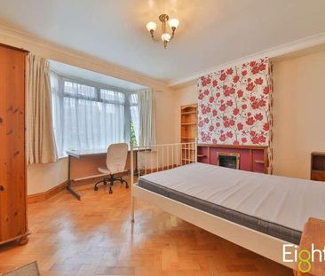 Carlyle Avenue, Brighton, BN2 - Photo 4