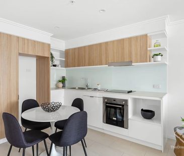Modern Apartment in the heart of Newstead ($660 p/w, 6mths) Avail 2... - Photo 4
