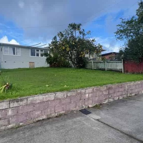 Blockhouse Bay three bedrooms for rent - Photo 1