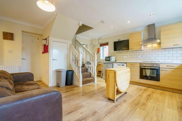 64, Hull Road - Photo 1