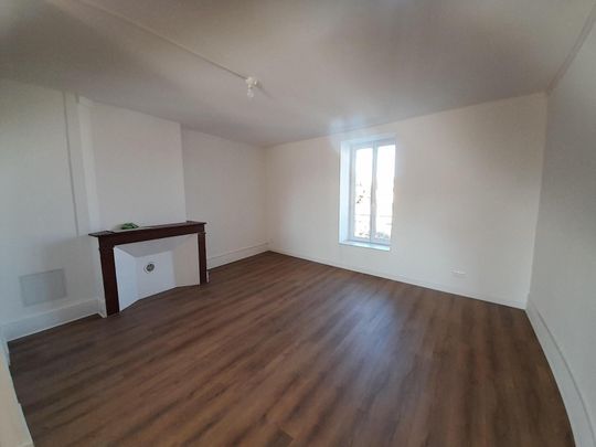 Location Appartement 3 pièces 72m² MACON 71000 - Photo 1