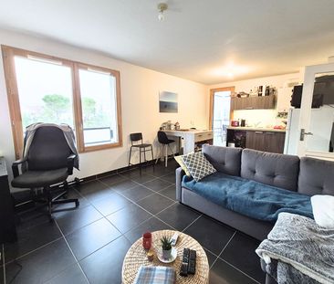 Location Appartement 2 pièces 48m² - Photo 2