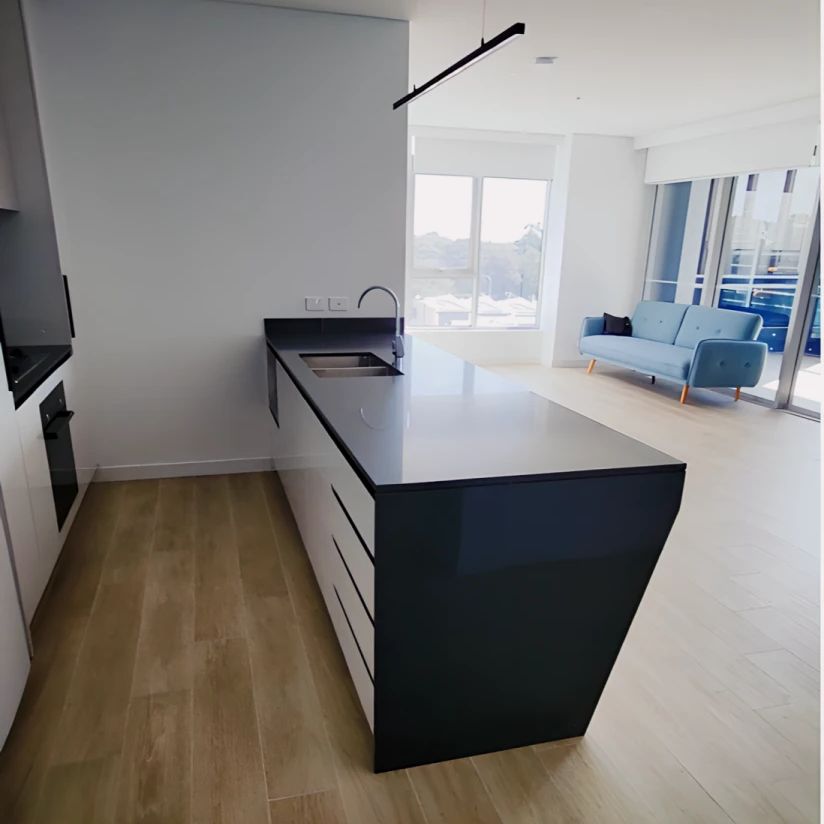 6 Finch Drive, Sydney - Photo 1