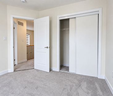 For Lease - 38 Lilac Circle, Haldimand, Ontario - Photo 4
