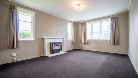 Move into Maxwells! - Photo 5
