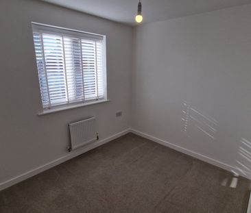 3 bed terraced house to rent in Channon Road, Monkton - Photo 5