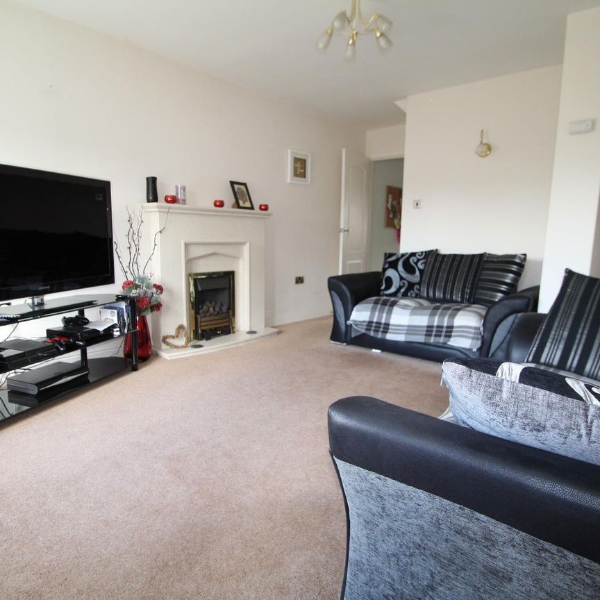 2 bedroom house to rent - Photo 1
