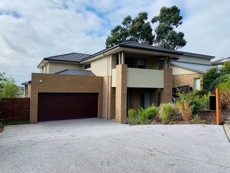 13 Crestwood Avenue, Macleod - Photo 3