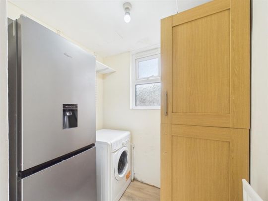 2 BED Terraced House To rent - Photo 1
