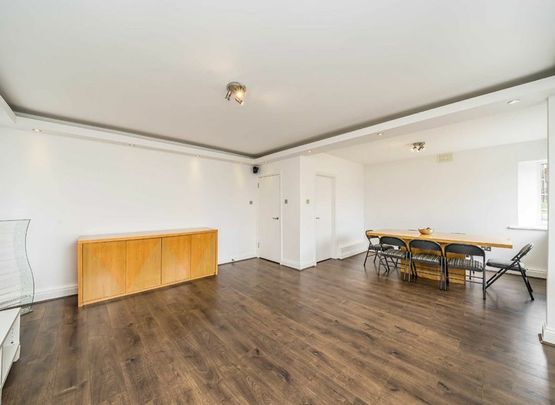 Mulberry Close - Photo 1