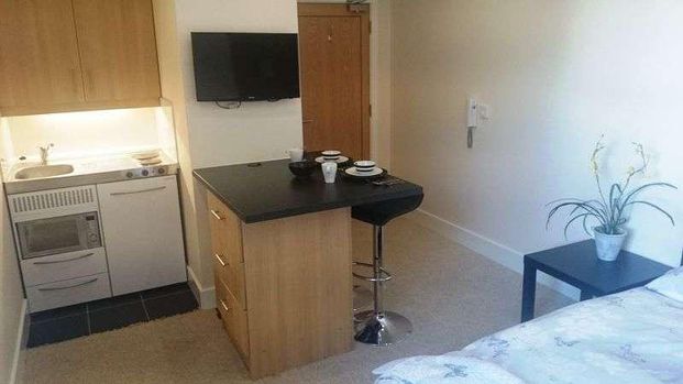 Longfleet Road, BH15 - Photo 1