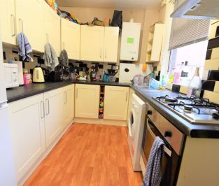 1 bedroom House Share in Hessle Place HS, Leeds - Photo 3