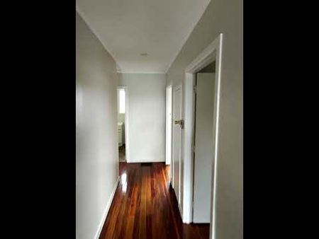 3 Bedroom Home - Water Inclusive! - Photo 4