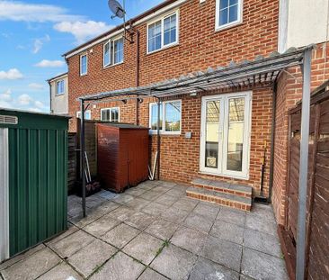 2 bedroom terraced house to rent - Photo 1