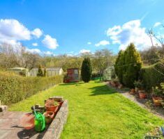 2 BEDROOM House - Semi-Detached - Photo 5